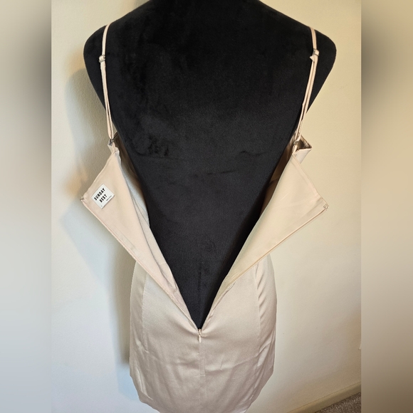 Aritzia Sunday Best Satin Cream Mini Dress Size 8 - Picture 6 of 12